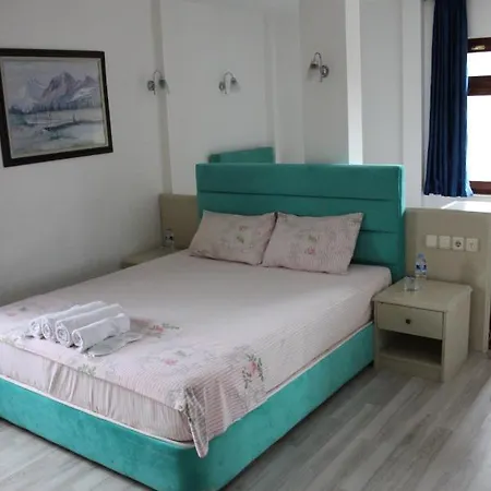 Konuk Evi 호텔 *